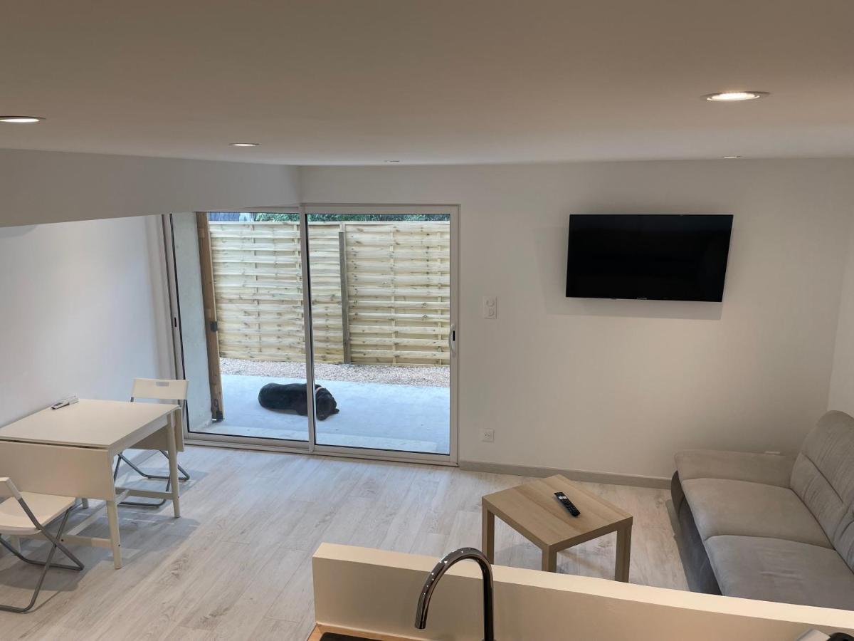 Joli Logement Au Pied Des Alpilles Eyguieres Екстер'єр фото