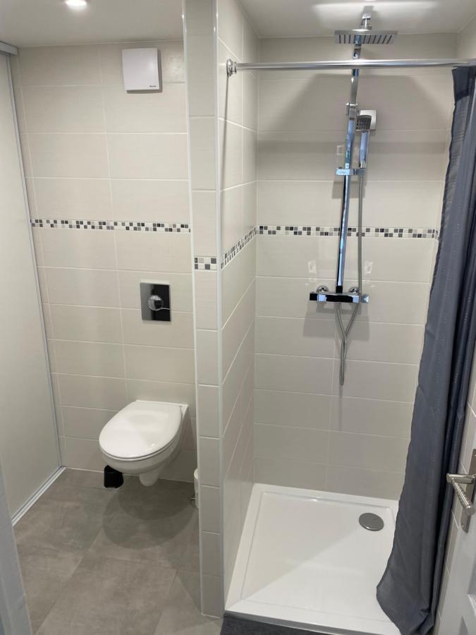 Joli Logement Au Pied Des Alpilles Eyguieres Екстер'єр фото